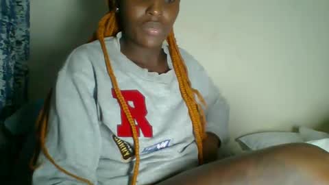 clara online show from January 17, 6:44 pm