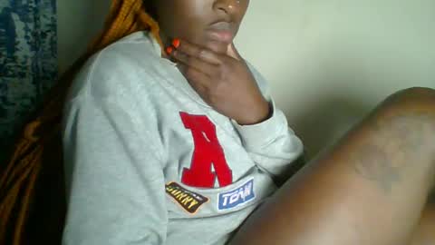 clara online show from January 17, 9:50 pm