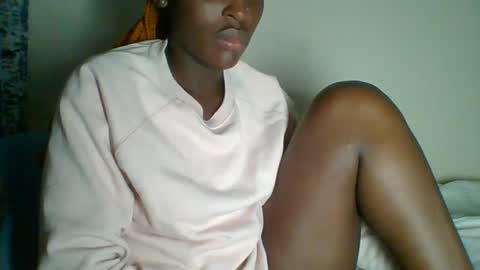 clara online show from January 19, 5:39 pm