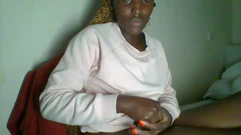 clara online show from January 30, 1:10 pm