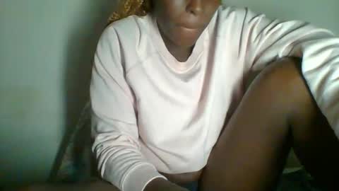 clara online show from February 8, 5:29 am