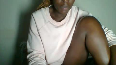 clara online show from February 8, 3:21 pm