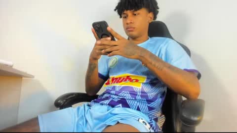 _cockpromise_ online show from April 7, 10:09 pm