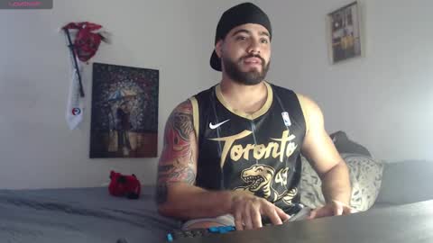  coddy  nolove online show from December 12, 11:50 am