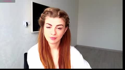 Snapshot of _comefeelme_ chatting on March 10, 7:32 am D online show from March 10, 7:32 am