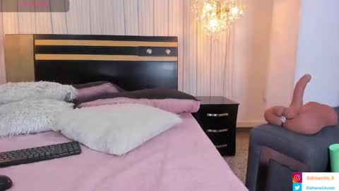 Dahiana Lincoln online show from December 12, 7:59 pm