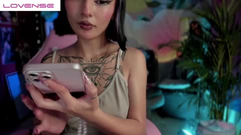 paula online show from December 29, 6:35 am