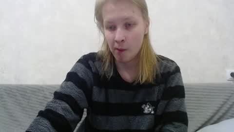 Snapshot of _dash_ chatting on February 23, 4:46 pm Tony online show from February 23, 4:46 pm