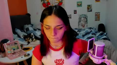 Snapshot of _dayanne_ chatting on December 15, 1:35 am Pao online show from December 15, 1:35 am