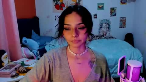 Snapshot of _dayanne_ chatting on December 29, 4:05 am Pao online show from December 29, 4:05 am