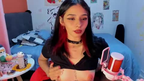 Snapshot of _dayanne_ chatting on January 24, 2:39 am Pao online show from January 24, 2:39 am