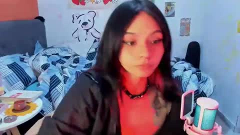 Snapshot of _dayanne_ chatting on January 27, 2:53 am Pao online show from January 27, 2:53 am