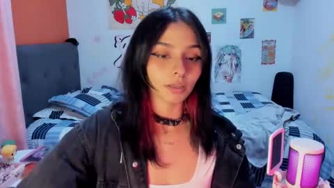 Snapshot of _dayanne_ chatting on February 4, 2:49 am Pao online show from February 4, 2:49 am