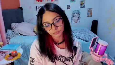 Snapshot of _dayanne_ chatting on February 10, 1:57 am Pao online show from February 10, 1:57 am