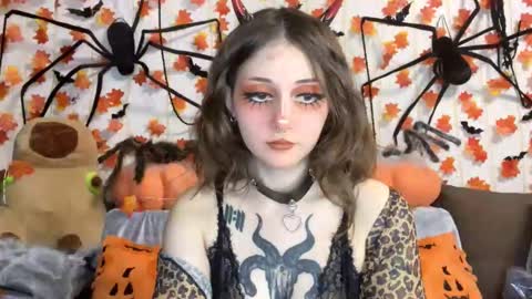 Kate online show from October 5, 6:28 pm