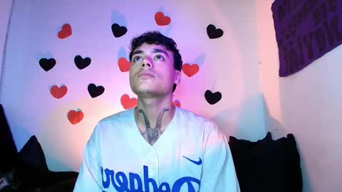 steve and geral online show from April 18, 9:26 pm