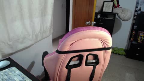 Snapshot of _dulcefox_ chatting on February 5, 1:11 pm Abbye online show from February 5, 1:11 pm