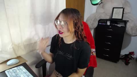 Snapshot of _dulcefox_ chatting on March 11, 3:02 pm Abbye online show from March 11, 3:02 pm