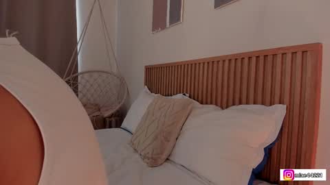 Emma and Tonny online show from February 1, 2:37 pm