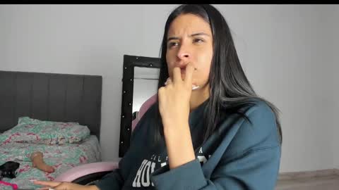 Snapshot of _elektrah chatting on February 27, 1:48 am _elektrah online show from February 27, 1:48 am