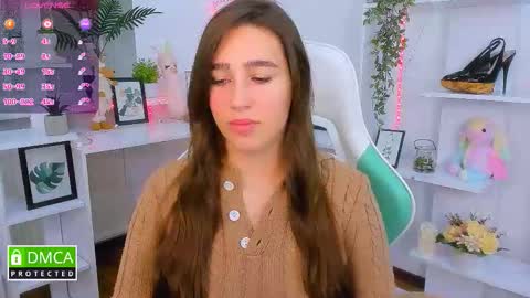 Snapshot of _eliizabeth__ chatting on October 22, 9:47 pm Lizzy online show from October 22, 9:47 pm