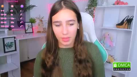 Snapshot of _eliizabeth__ chatting on November 3, 9:16 pm Lizzy online show from November 3, 9:16 pm