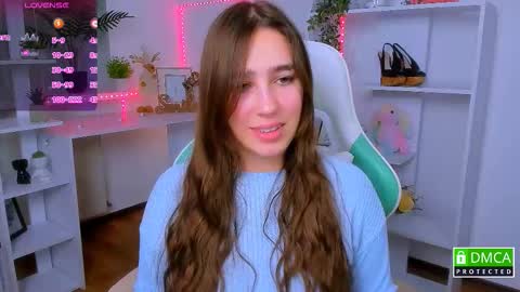 Snapshot of _eliizabeth__ chatting on November 16, 10:48 pm Lizzy online show from November 16, 10:48 pm