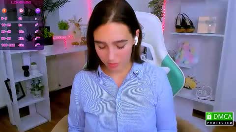 Snapshot of _eliizabeth__ chatting on November 30, 10:14 pm Lizzy online show from November 30, 10:14 pm