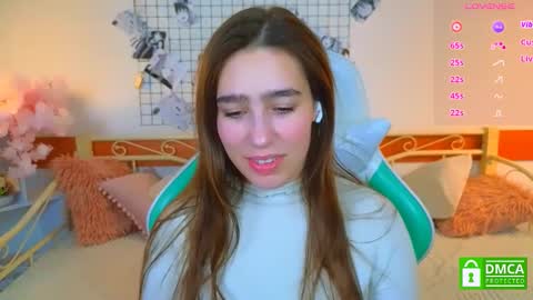 Lizzy  online show from March 27, 11:15 pm