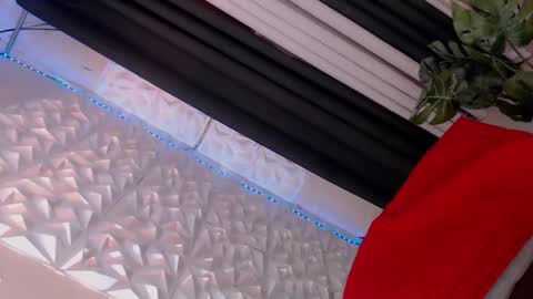 Snapshot of _ellen24 chatting on November 3, 2:18 pm _ellen24 online show from November 3, 2:18 pm