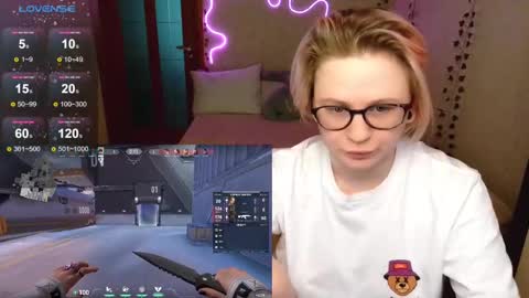 chloue and Gretta online show from February 27, 7:12 am