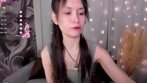 _emily__strike_ online show from January 16, 9:27 am