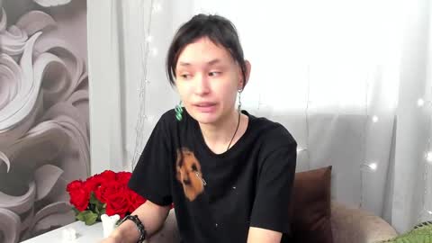 _emily__strike_ online show from February 23, 9:22 am