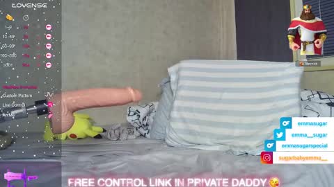 Snapshot of _emma_sugar chatting on February 7, 9:26 pm Emma Sugar online show from February 7, 9:26 pm