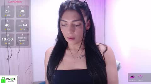 Snapshot of _ericavanderhill_ chatting on November 3, 7:15 pm Erica Vanderhill online show from November 3, 7:15 pm