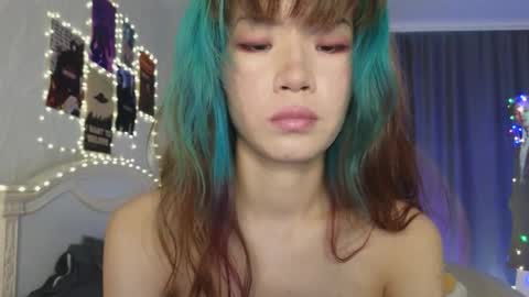 EveEva online show from September 27, 5:56 am