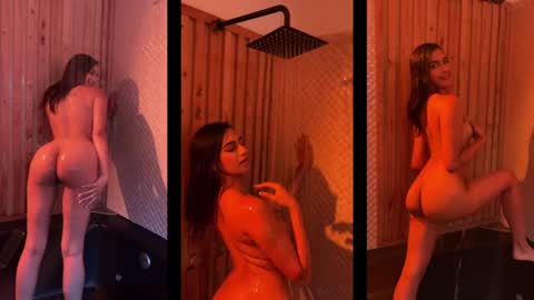 Snapshot of _felicity_1 chatting on January 17, 3:32 pm Felicity online show from January 17, 3:32 pm