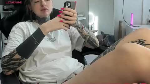 Alis online show from November 18, 12:20 pm