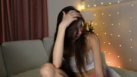 Snapshot of _fluffybunny_ chatting on December 24, 11:28 am Goldy Grace online show from December 24, 11:28 am