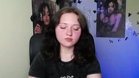 Alice online show from May 27, 6:16 pm