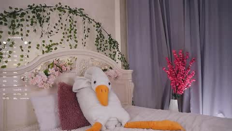 Snapshot of _green_green_ chatting on September 25, 12:58 am Milly online show from September 25, 12:58 am