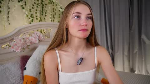 Snapshot of _green_green_ chatting on October 11, 2:22 am Milly online show from October 11, 2:22 am