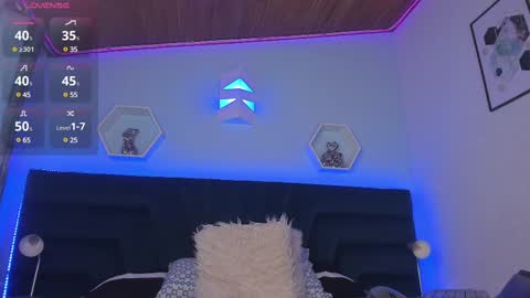 Snapshot of _hairybeard_ chatting on February 28, 5:15 pm Mathews online show from February 28, 5:15 pm