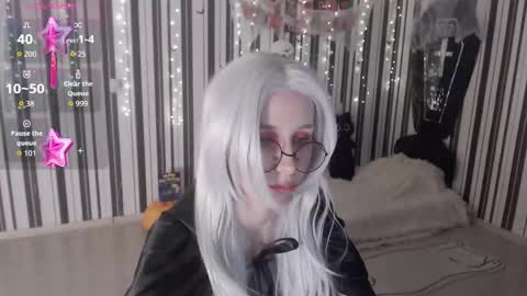 Snapshot of _hanna_moon_ chatting on October 31, 1:23 pm Hannaolotl online show from October 31, 1:23 pm