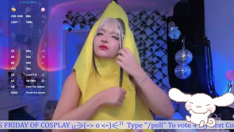 Snapshot of _heavenly_blue_ chatting on November 15, 4:32 am Bluey online show from November 15, 4:32 am