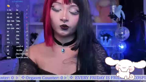 Snapshot of _heavenly_blue_ chatting on November 27, 2:02 am Bluey online show from November 27, 2:02 am