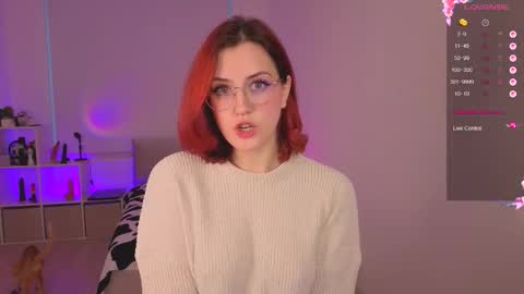 Snapshot of _holy_holes_ chatting on October 10, 6:23 am Anastasia online show from October 10, 6:23 am