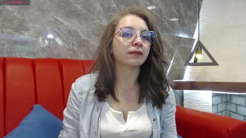 Isa online show from January 14, 11:10 am