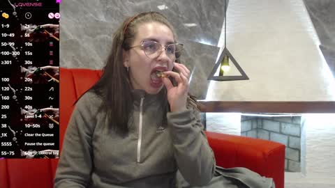 Isa online show from January 20, 3:07 pm