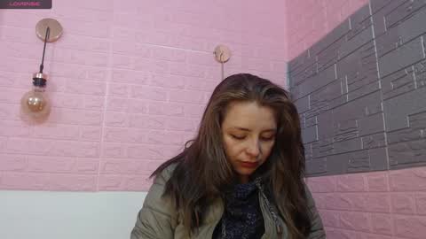 Isa online show from February 2, 12:13 pm